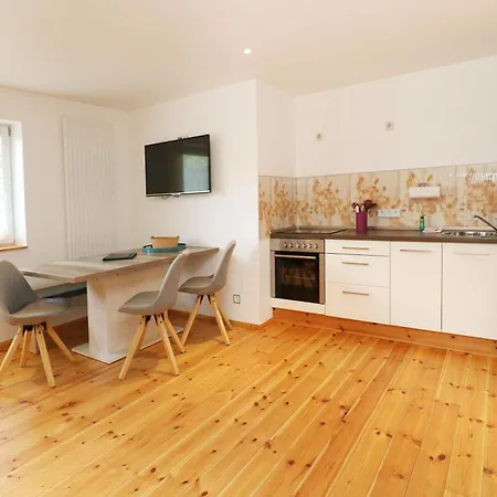 Ferienhaus Ruegenblick Char Διαμέρισμα *