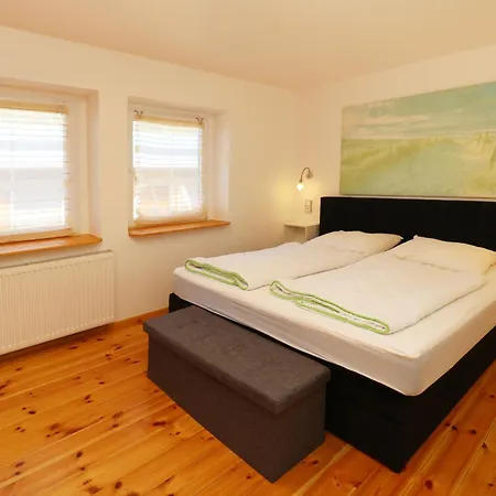 Ferienhaus Ruegenblick Char Διαμέρισμα *